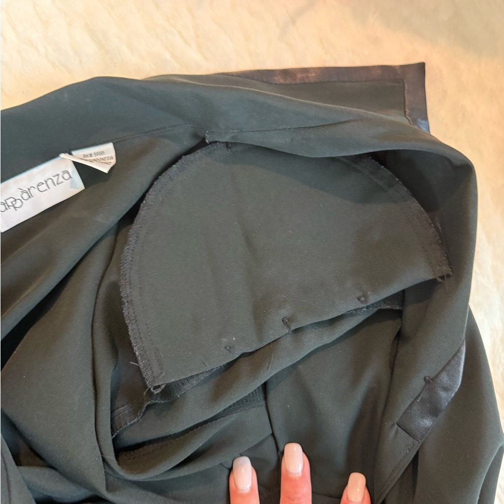 Apparenza Black Fitted Button Down Blouse - Picture 7 of 7